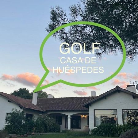 Golf - Casa De Huespedes Vila Tandil Exterior foto