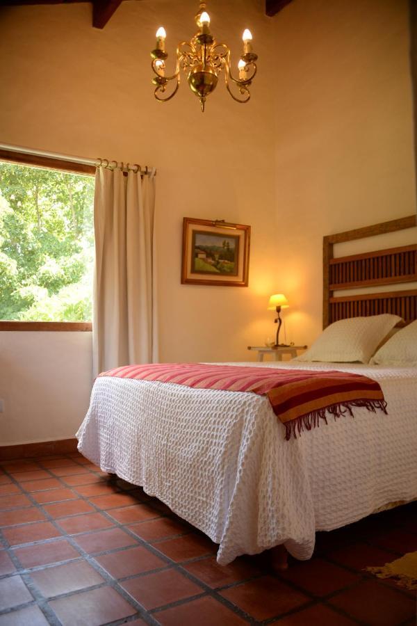 Golf - Casa De Huespedes Vila Tandil Exterior foto